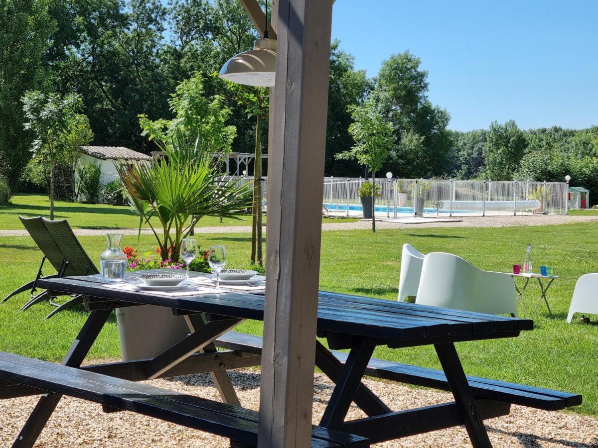 Gites De Cognac Breville Exterior photo