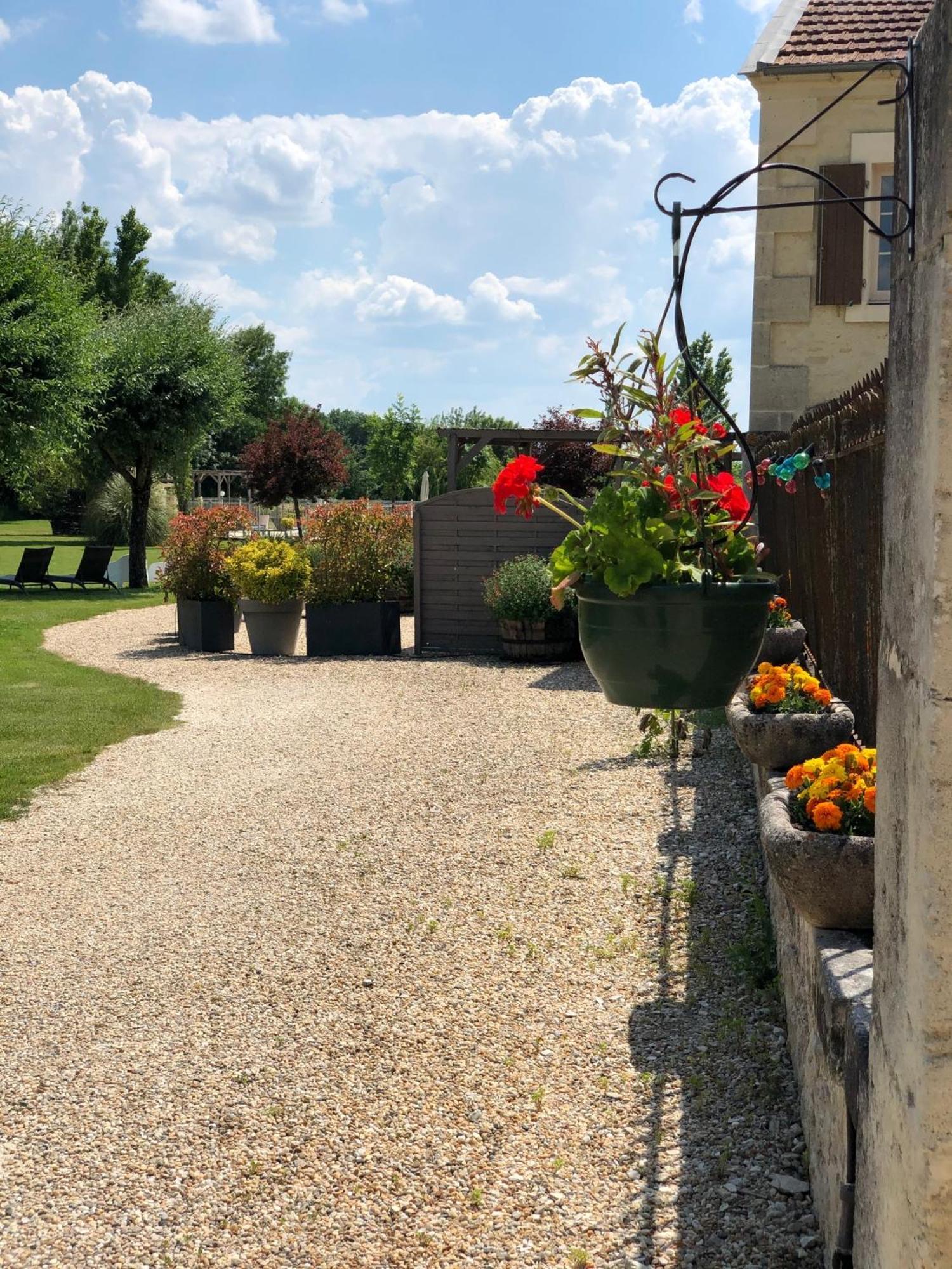 Gites De Cognac Breville Exterior photo