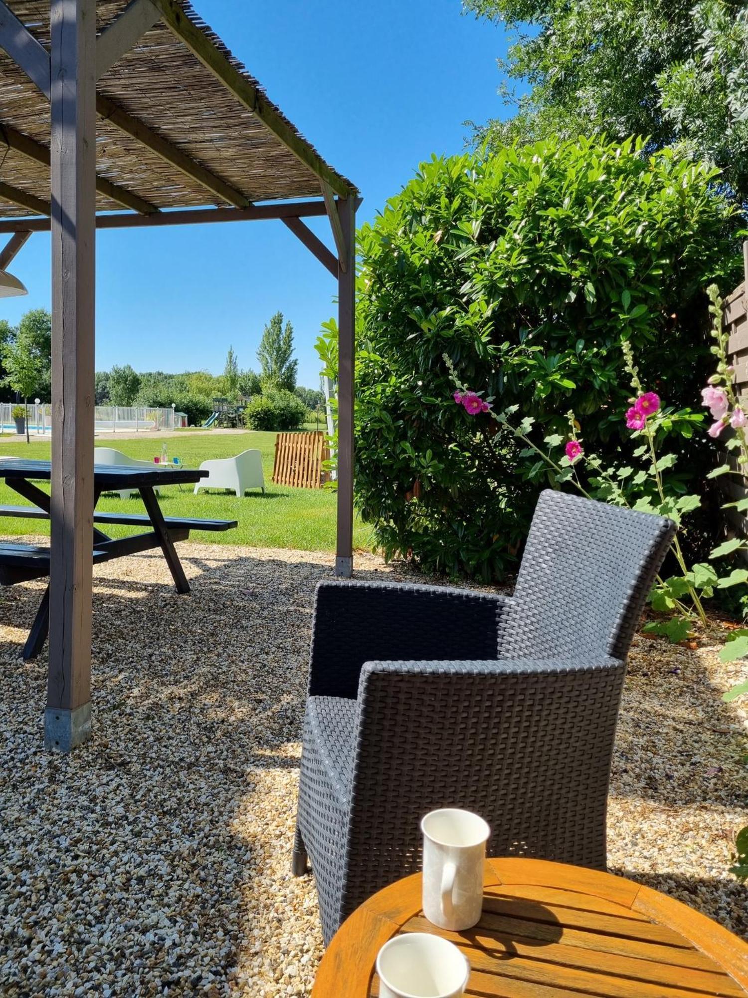 Gites De Cognac Breville Exterior photo