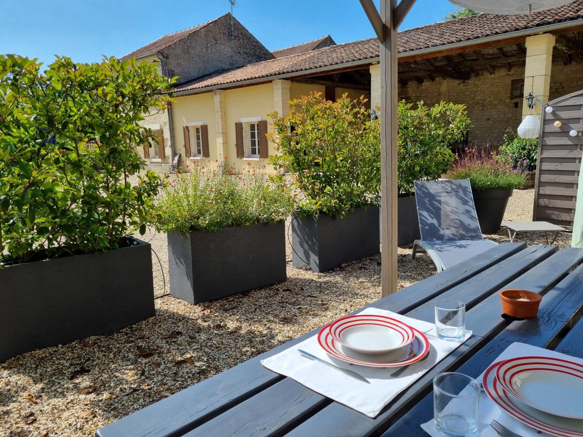 Gites De Cognac Breville Exterior photo